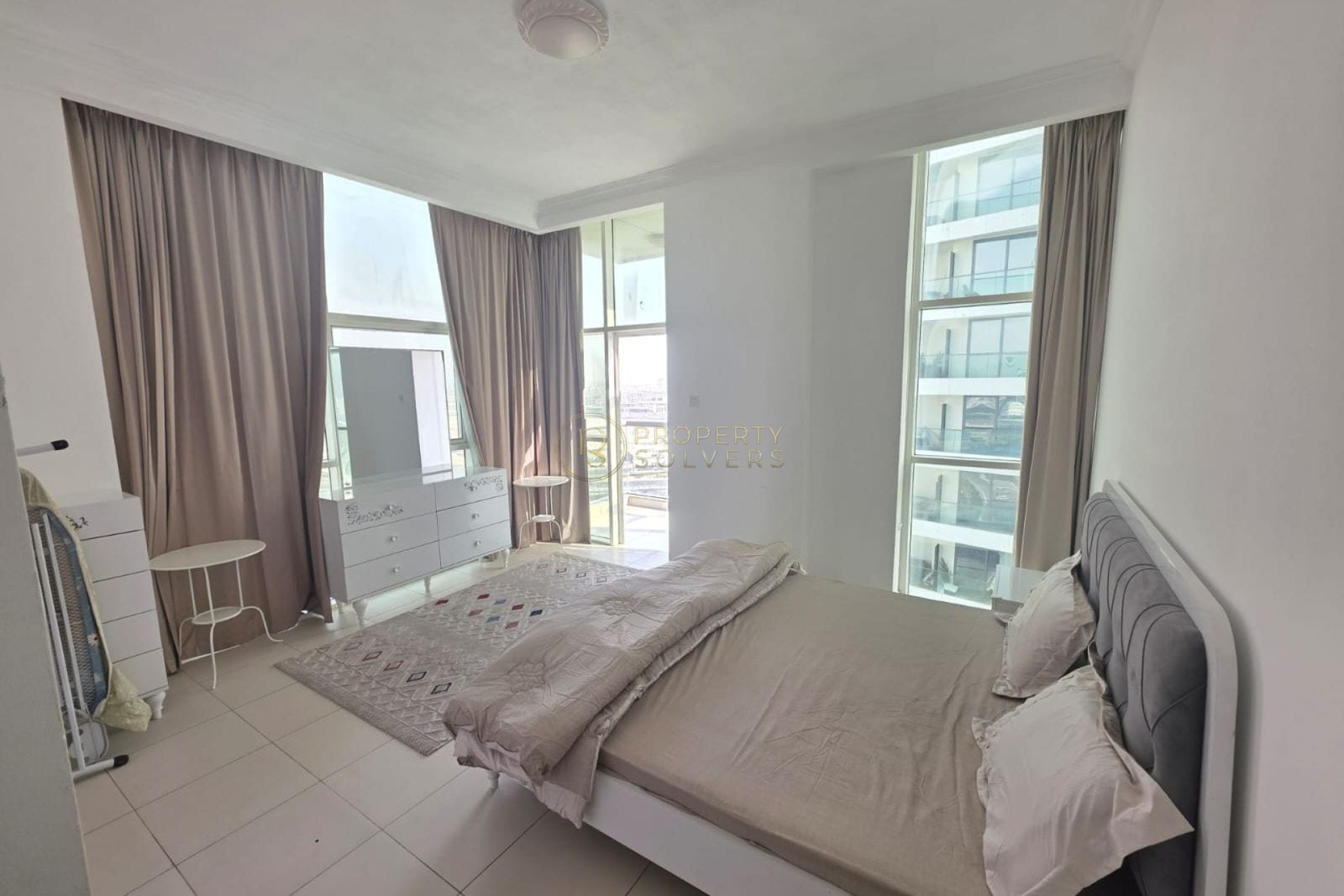Near Downtown | Partial Canal View | Furnished