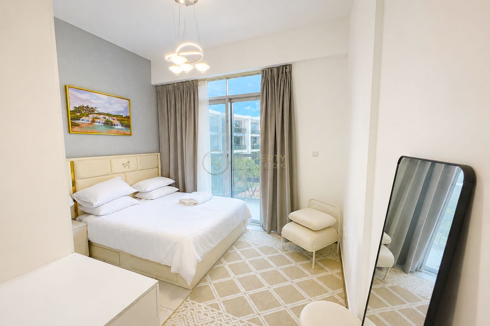 Premium Furnished | Pool View |Infront Circle Mall