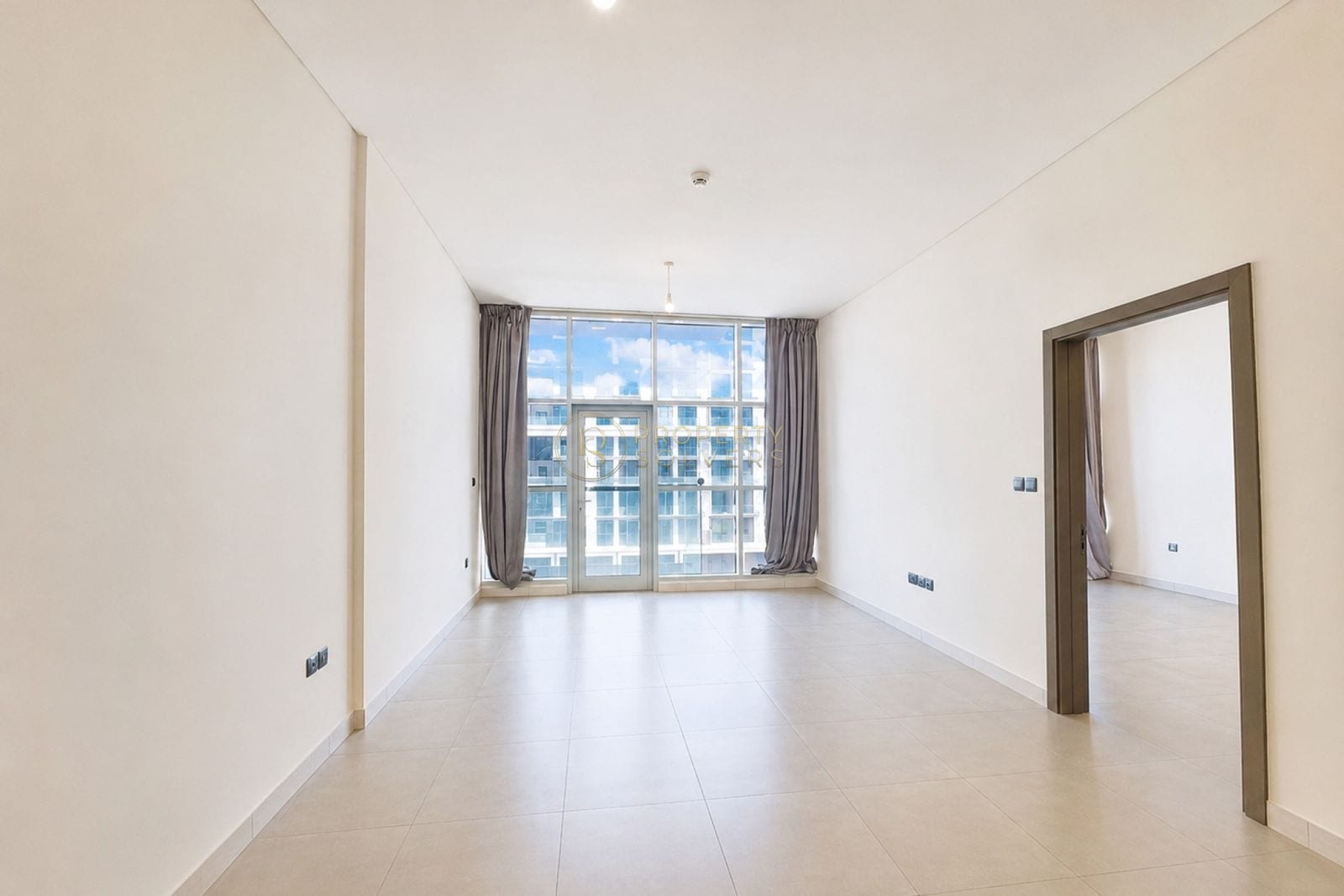 Luxury Building | Prime Location | Huge 1BR Layout