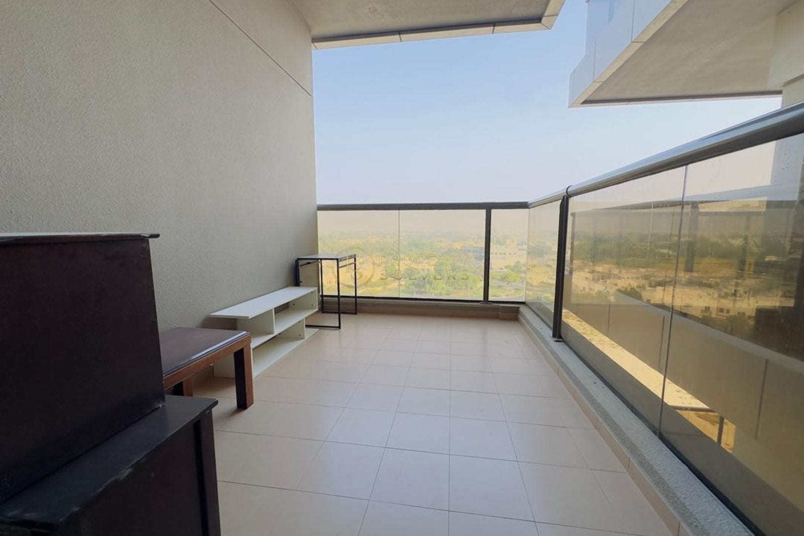 HUGE Studio | Golf View | Prime Community